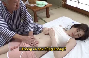 Bạn gái của con trai bị đau nhức nhờ bố ông chồng có nghề mát-xa đấm bóp và cái kết